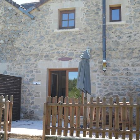 Character 2 Bed Cottage Within Walking Distance Of Bar/Restaurants Piegut-Pluviers Bagian luar foto
