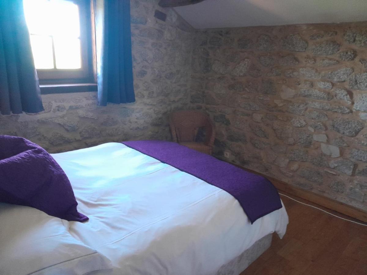 Character 2 Bed Cottage Within Walking Distance Of Bar/Restaurants Piegut-Pluviers Bagian luar foto